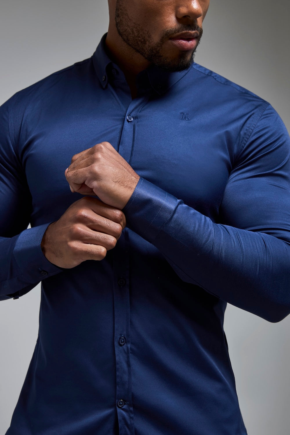 Athletic Fit Signature Shirt 2.0 in French Navy