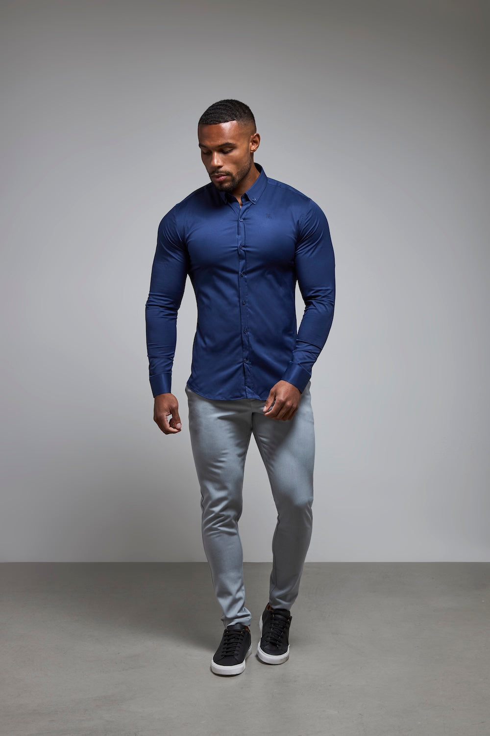 Athletic Fit Signature Shirt 2.0 in French Navy
