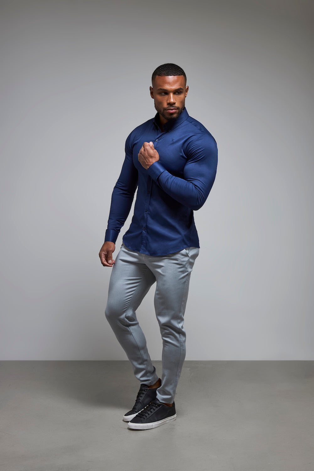 Athletic Fit Signature Shirt 2.0 in French Navy